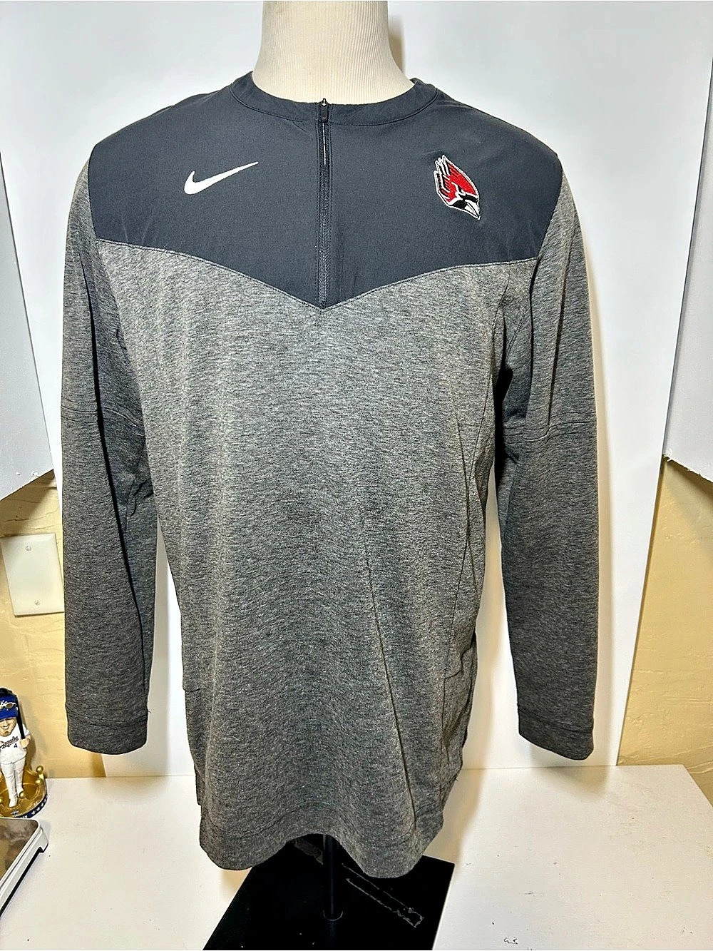 Nike Men's Gray & Black Half-Zip Athletic ball state